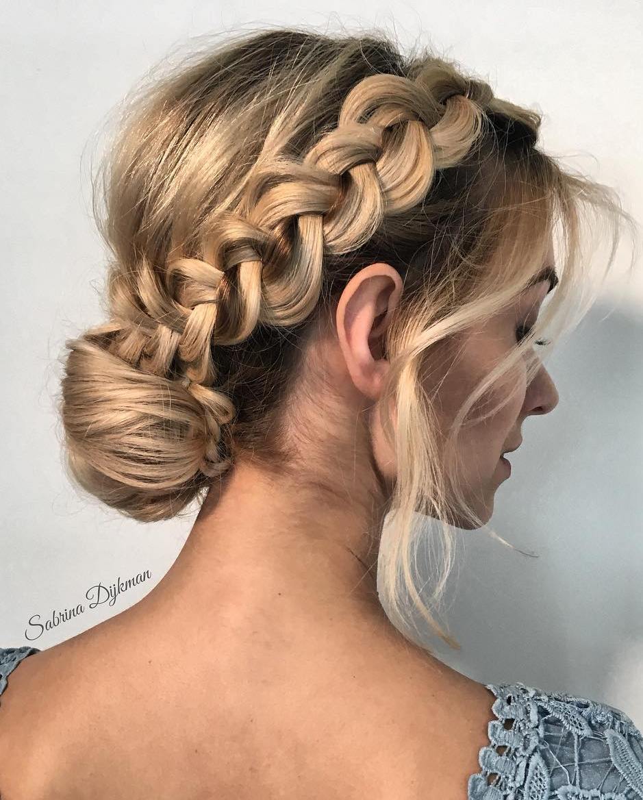 Chignon With Headband Braid