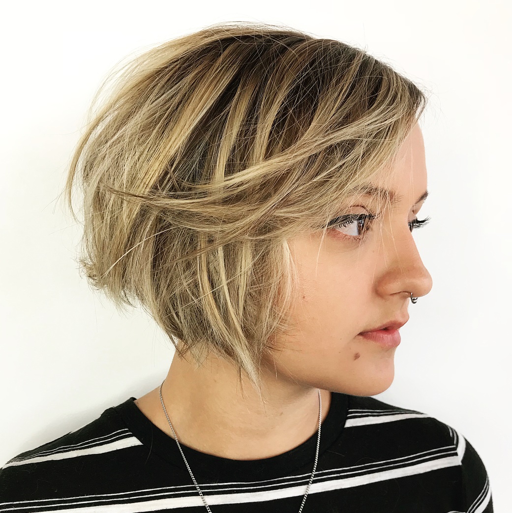 Jaw-Length Messy Bronde Bob